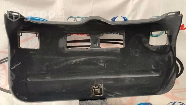 Tapiz cubre portalon TOYOTA RAV4 (2) 2018