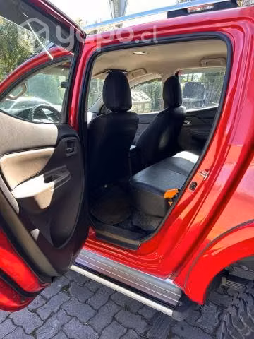 Mitsubishi l200 2018