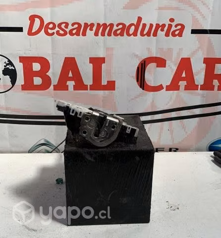 Chapa delantera derecha TOYOTA YARIS 2014