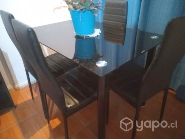 Comedor nuevo nunca usado