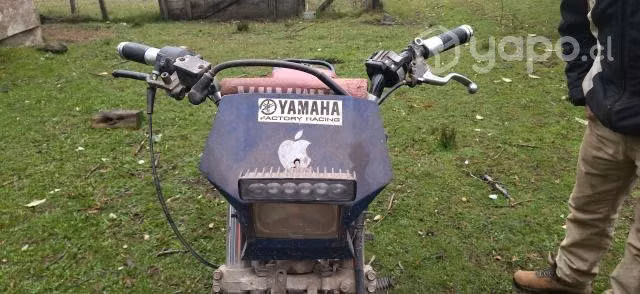 Moto en duro