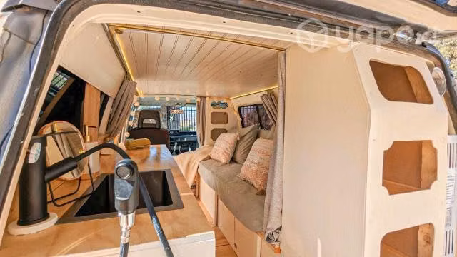 CAMPERVAN MITSUBISHI DELICA 4x4 1990