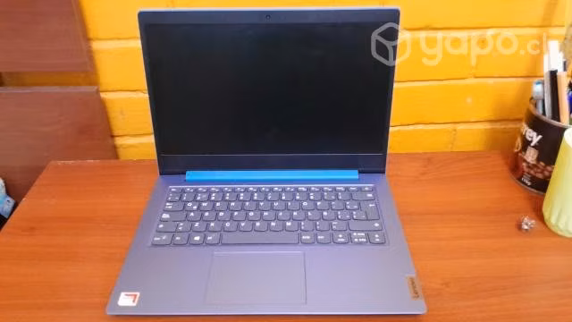 Computador LENOVO