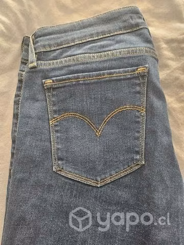 Jeans Levi's Skinny talla 27, mujer