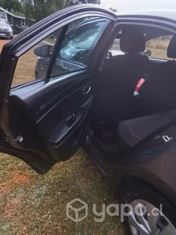 Vendo Toyota sedan automático 2017