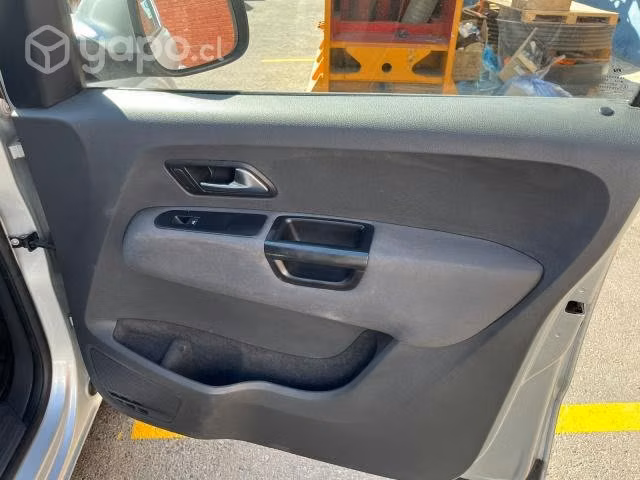 Volkswagen amarok 2013