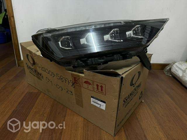 Foco derecho led New Rexton año 2022 - 23 - Imagen 2