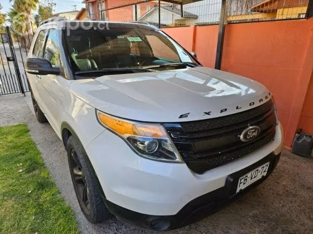 Vendo Ford Explorer