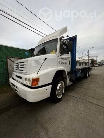 Camión Mercedes Benz