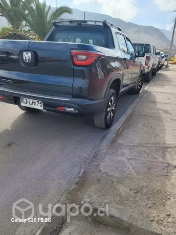 Camioneta Ram big horn 1000