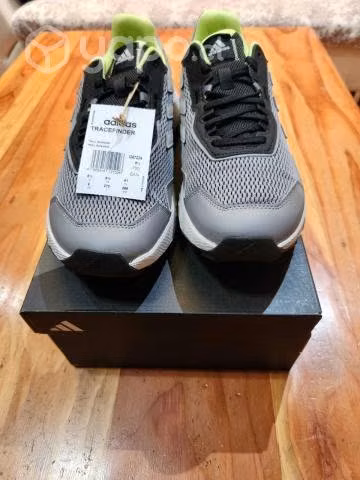 Zapatillas adidas tracfinder 9us