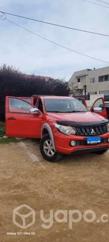 Mitsubishi l200 2016