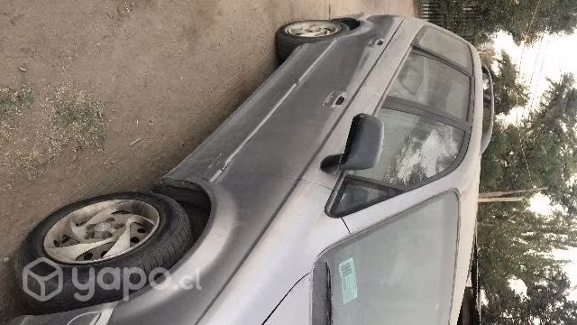 Hyundai trajes