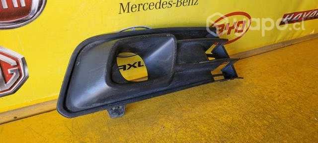 Moldura neblinero Renault captur