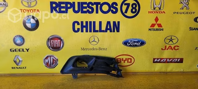 Moldura neblinero Renault captur