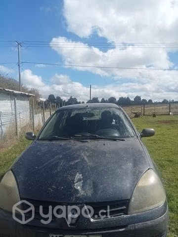 RENAULT CLIO 2004