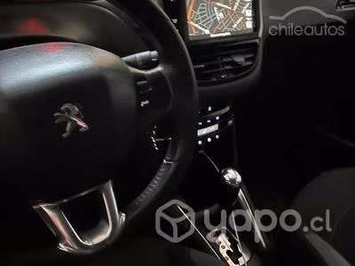 Peugeot 208 2014