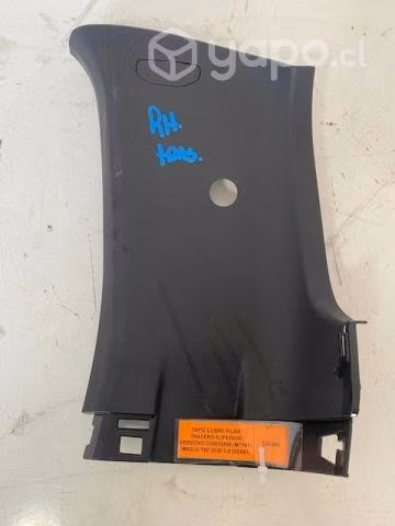 Tapiz cubre pilar tras sup der (MT181) Maxus T60