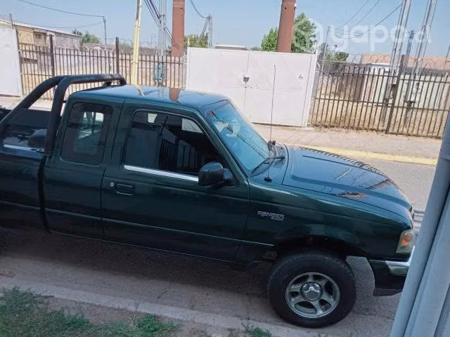 Ranger 4x2 2001 cabina y media