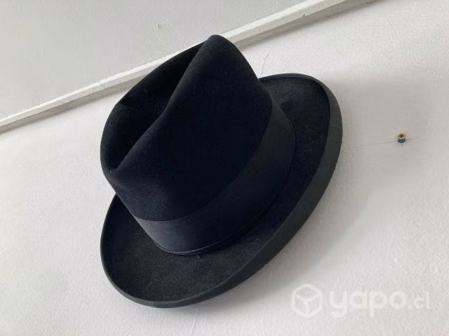 Sombrero negro