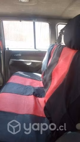 Vendo camioneta 4x4 excelente estado transferible