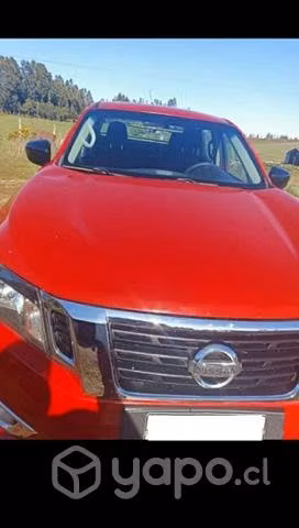 Cámioneta np300