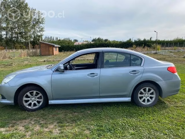 Subaru sedan 2011 new legacy 2.0