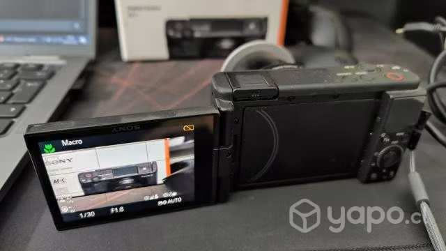 Camara sony zv-1 + lente gran angular + 2 baterias