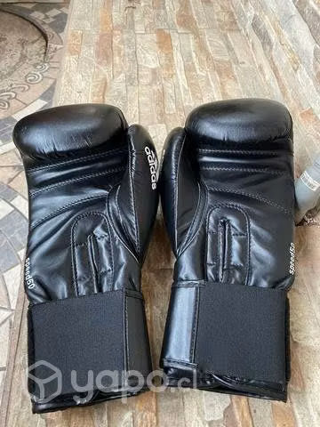 Guantes de boxeo adidas