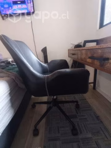 Escritorio y silla escritorio - Imagen 6