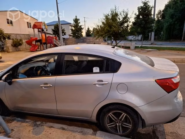 Vendo kia rio 4