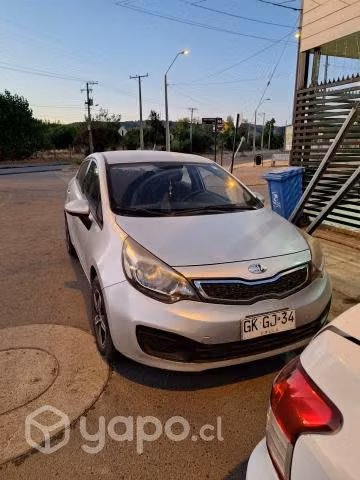 Vendo kia rio 4