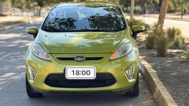 Ford fiesta verde