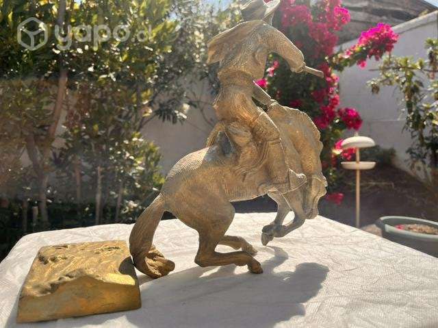 Huaso de bronce - Imagen 5