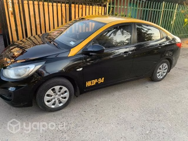 Taxi Hyundai accent 2015