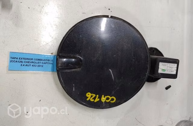 Tapa Exterior Combustible (CCA126) Chevrolet Capti