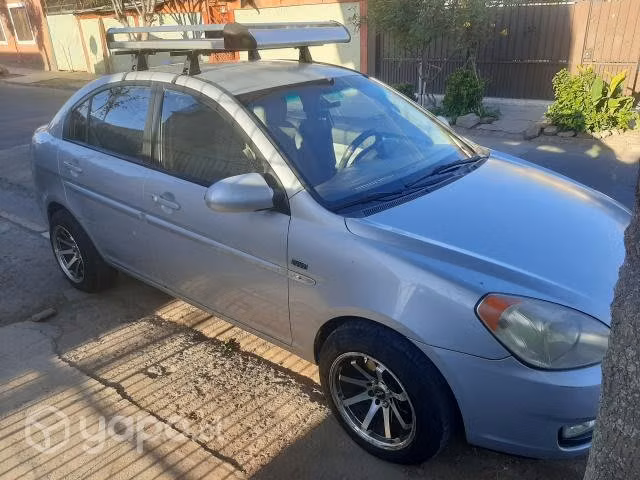 Hyundai accent 2008 full equipo