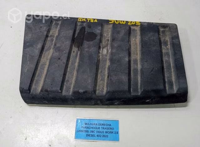 Moldura Derecha Parachoque Trasero (JVW205) JMC VI