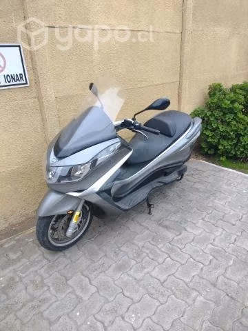 Piaggio X 10