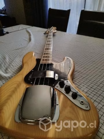 Bajo Eléctrico Vintage V74 Jazz Bass