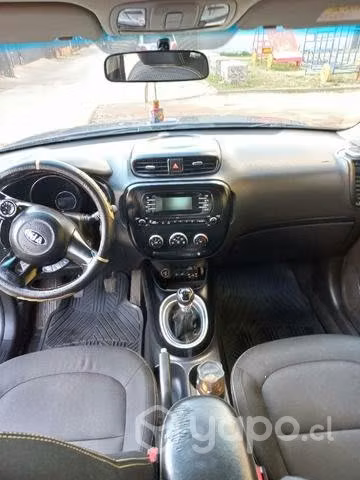 Kia soul en perfecto estado todo al dia
