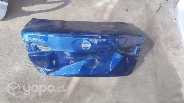 Maleta nissan versa 2021-2022 original