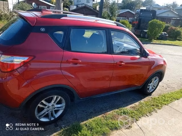 Se vende CHANGAN CS35 2016 por renovación