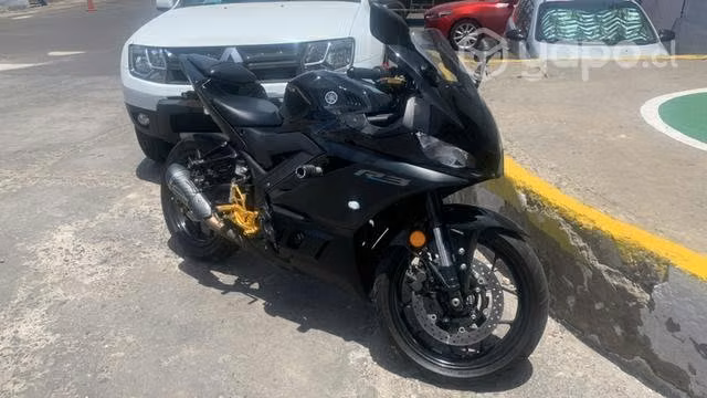 YAMAHA R3A año 2023 cc 321