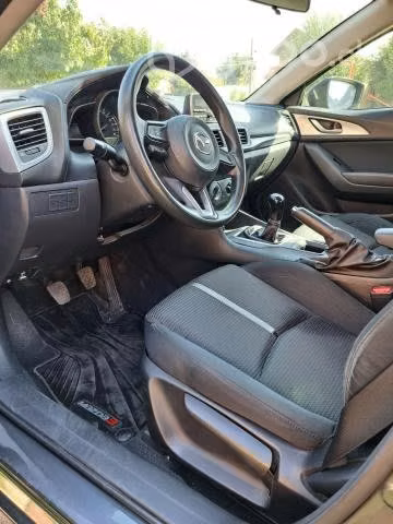 Mazda 3 2019