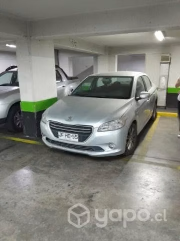 Peugeot 301 2017 automático oportunidade