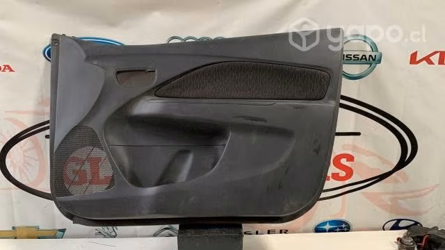 Tapiz puerta delantera derecha TOYOTA YARIS 2014