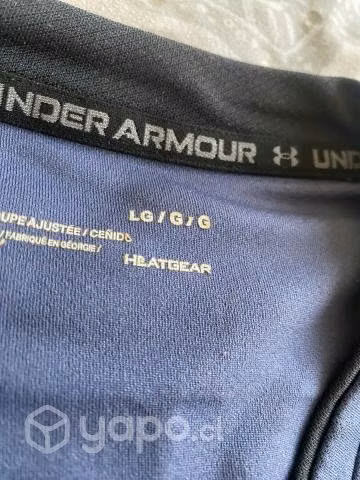 Polera entrenamiento UC - Imagen 3