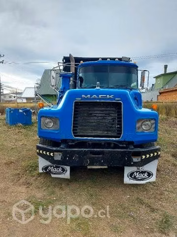 Camion tolva 16m3 Mack 1999