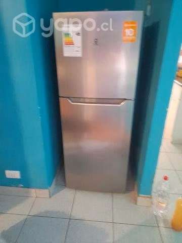 Refrigerador MADEMSA